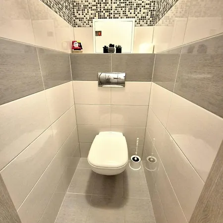 Apartment Nadherny V Ruzinove Bratislava