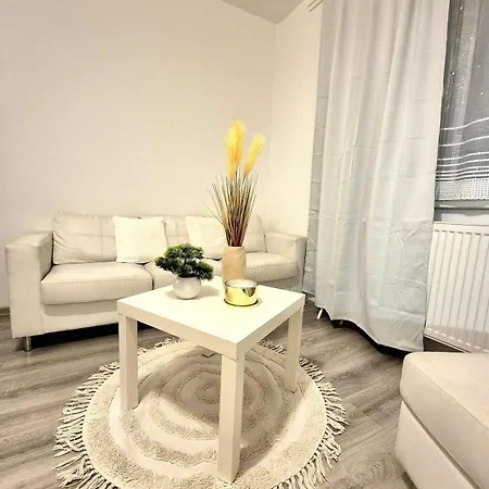 Apartment Nadherny V Ruzinove Bratislava