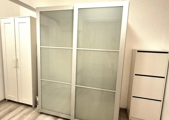 Nadherny V Ruzinove Daire *