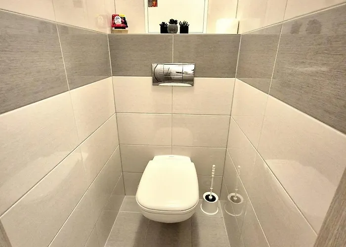 公寓 Nadherny V Ruzinove 布拉迪斯拉发